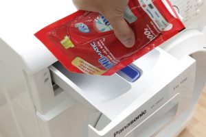 Top nước giặt dùng cho máy giặt tốt nhất hiện nay